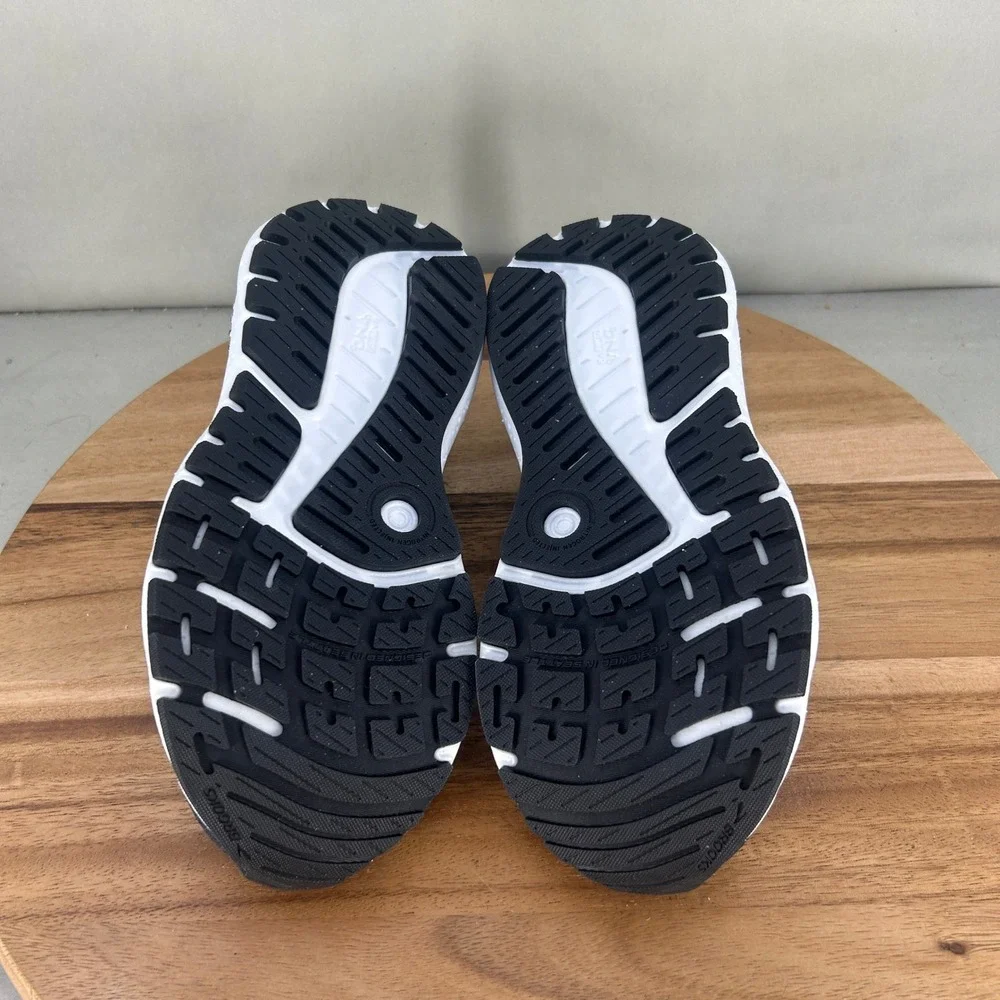 Brooks Ariel GTS 24 Womens Running Shoes Black White Extra Wide 2E 1204142E016